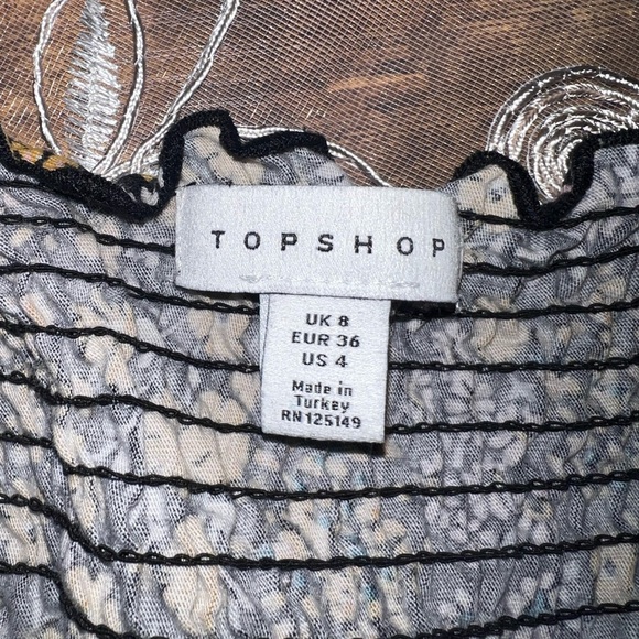 Topshop sz 4, floral, crop top. - Picture 8 of 8